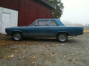 1969 Plymouth Valiant 2-door post
