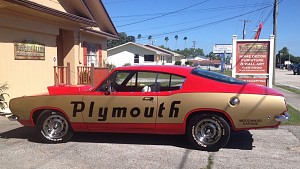 1968 Plymouth Barracusa Fastback Mule Car Replica