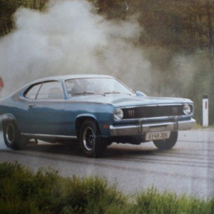 Duster burnout II.jpg