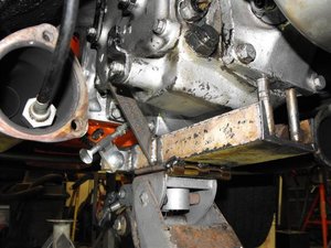 tranny support 006.jpg