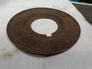 Oil Slinger Front 02 B.jpg