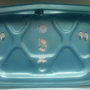 under trunk lid.png