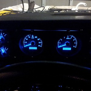 camaro cluster.jpg
