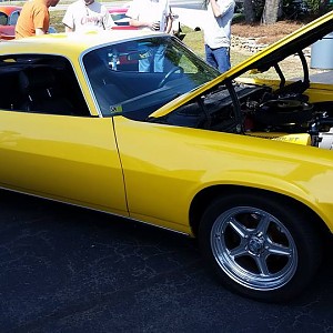 camaro show 2.jpg
