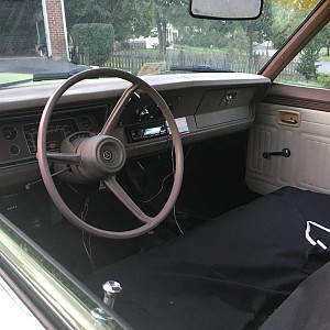 73 Dodge Dart Swinger Dash.jpg